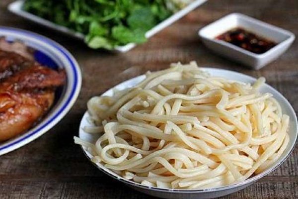 Cao Lau - the quintessence of Hoi An food